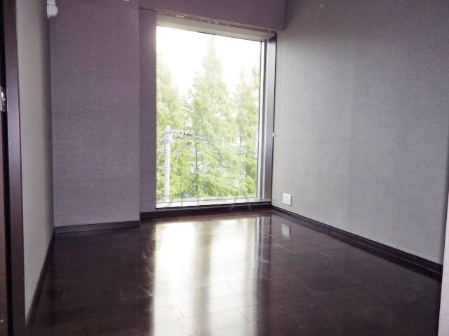 Non-living room