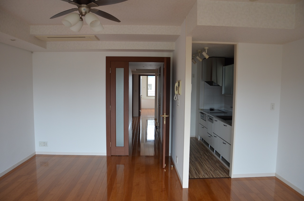 Living and room. Shooting from the balcony side Spacious living fan, With lighting