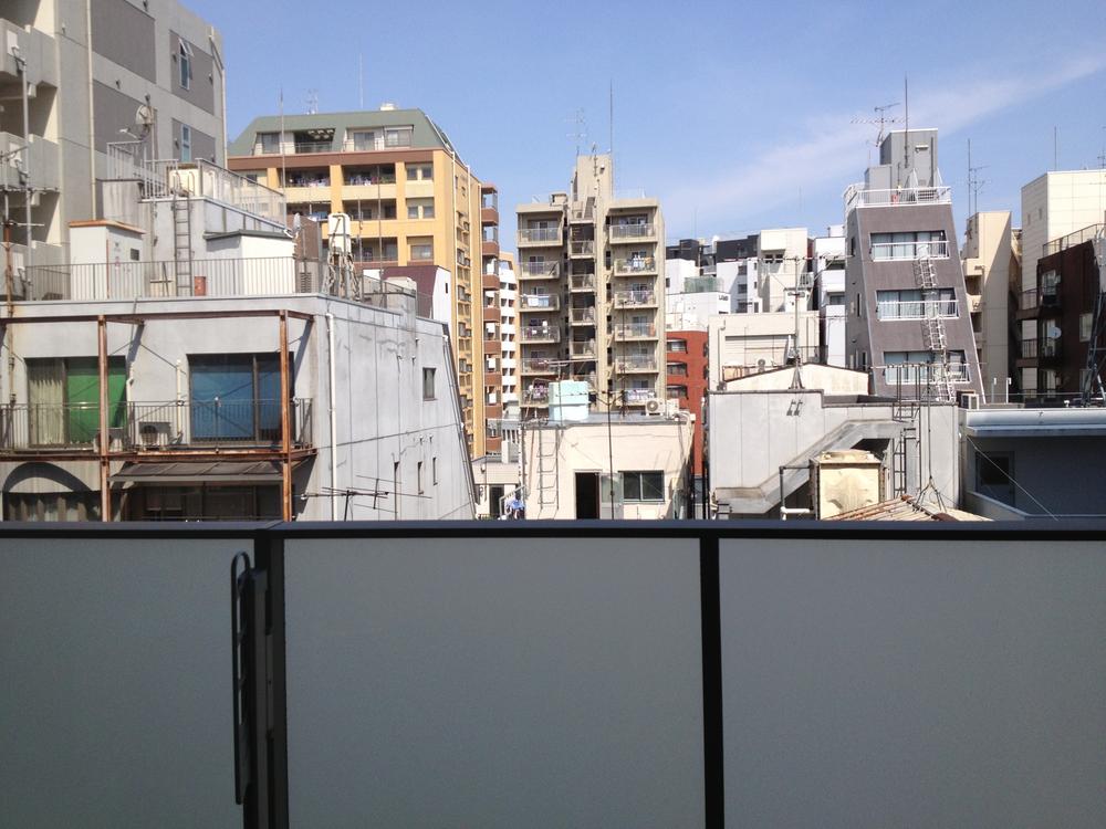 View photos from the dwelling unit. View from the site (June 2013) Shooting