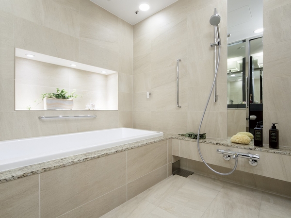 Bathroom spacious 1822 size