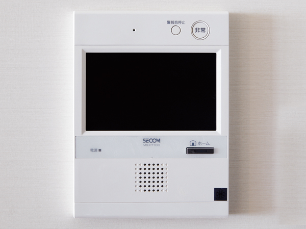 Security.  [Hands-free intercom] The visitor entrance gate to check the image and sound, A color TV monitor mortgage information panel that can unlock the auto lock has been established.
