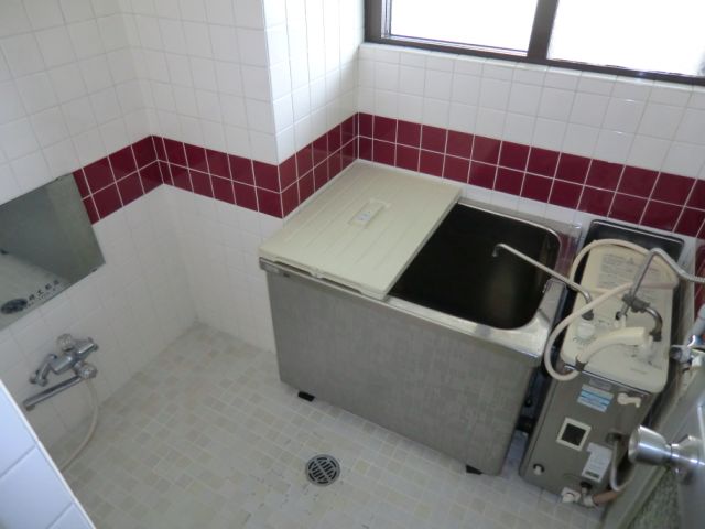 Bath. Balance kettle