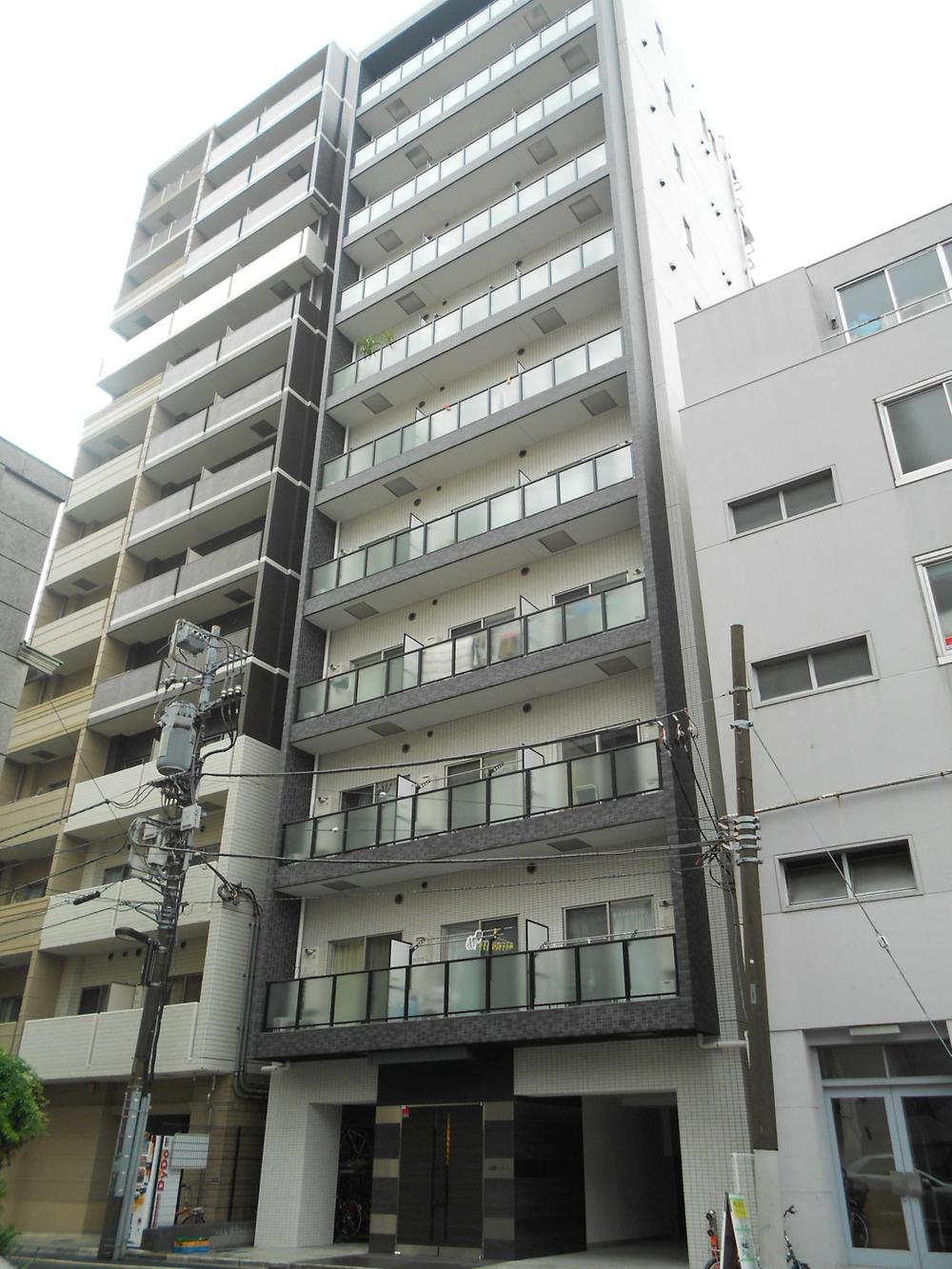 Local appearance photo. top floor, Corner dwelling unit