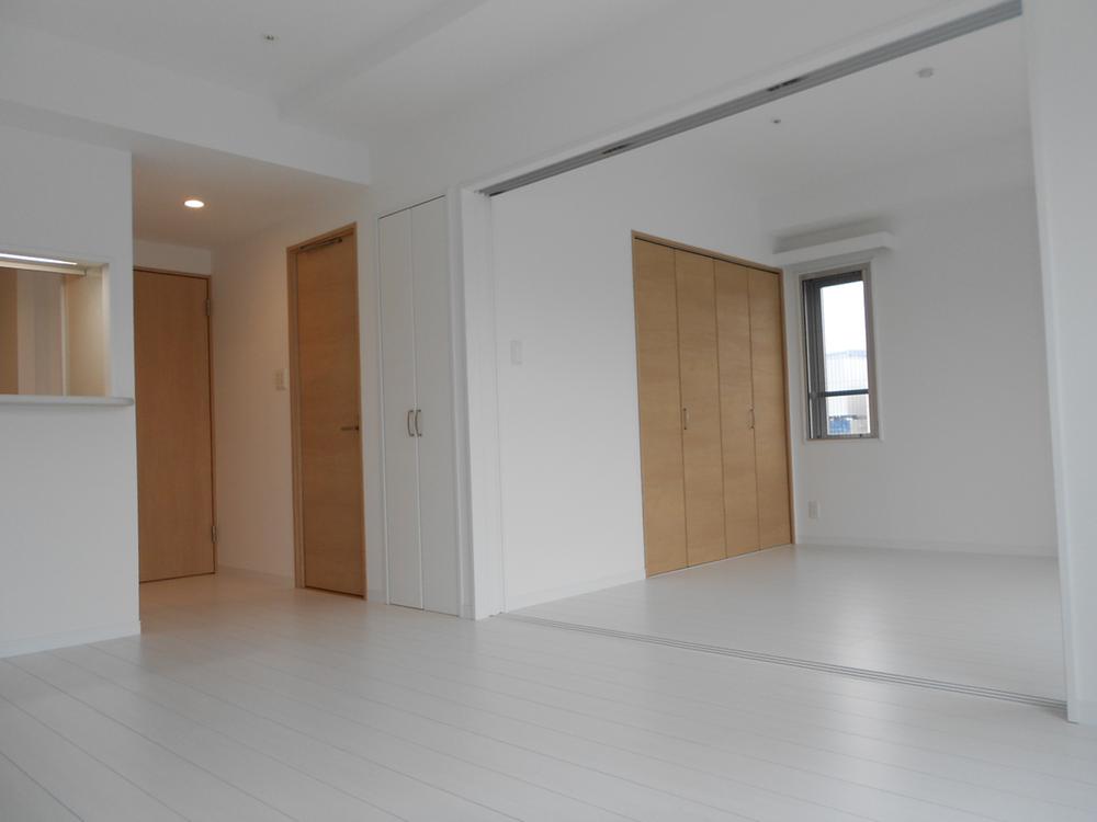 Living. Bright room where white was the keynote