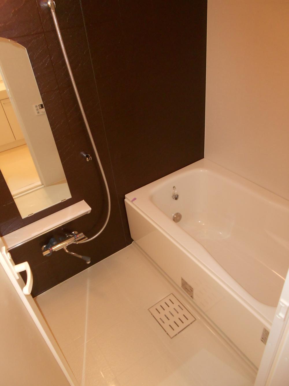 Bathroom. Add cooked, Bathroom drying rooms