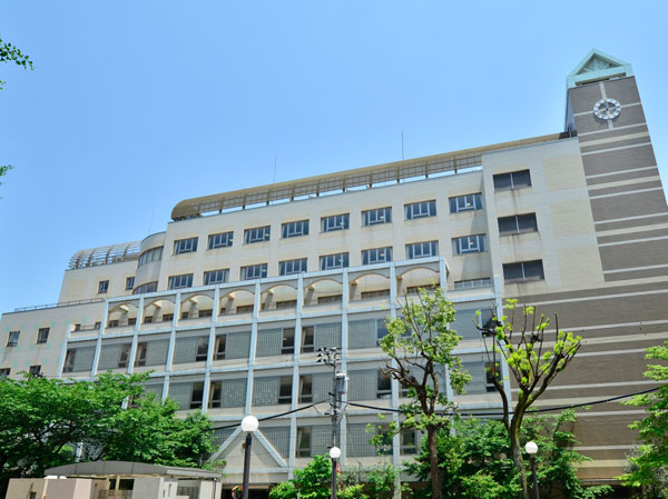 Surrounding environment. The school choice system, You can go to the public junior high school in the hope ( ※ 1). School choice system is adopted in Chiyoda-ku,, Kojimachi junior high Ya boasts a history, Kanda Hitotsubashi Junior High School are also available.  ※ 1 Each administrative services, There are terms and conditions, etc.. Please refer to the website such as Chiyoda more information. (Ward Chiyoda elementary school / About 1020m, Walk 13 minutes)