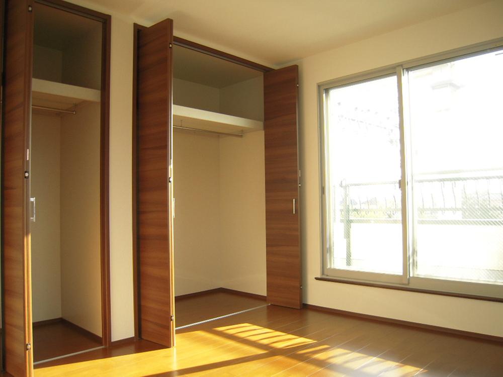 Non-living room. Indoor (11 May 2013) Shooting