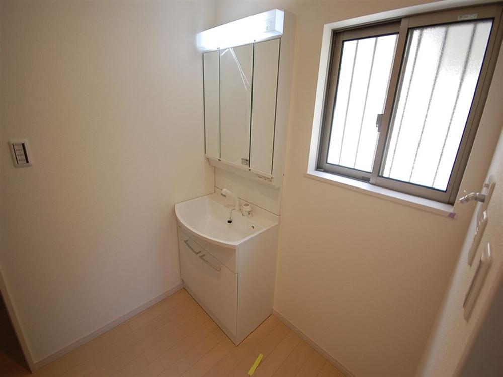 Same specifications photos (Other introspection). Seller same specifications