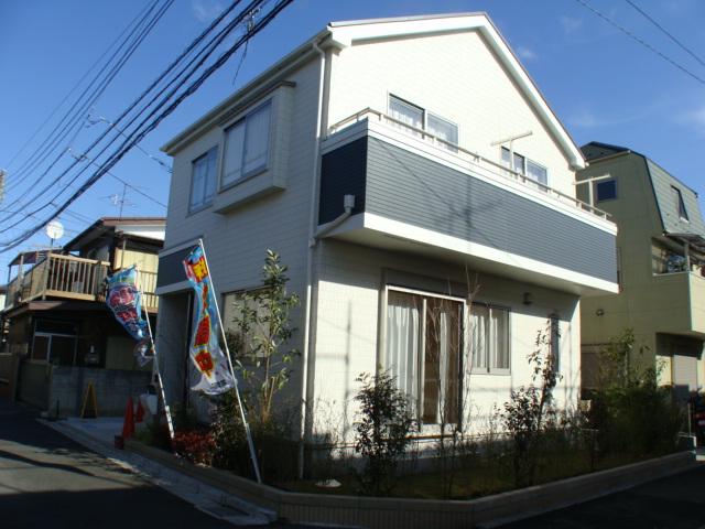 Local appearance photo