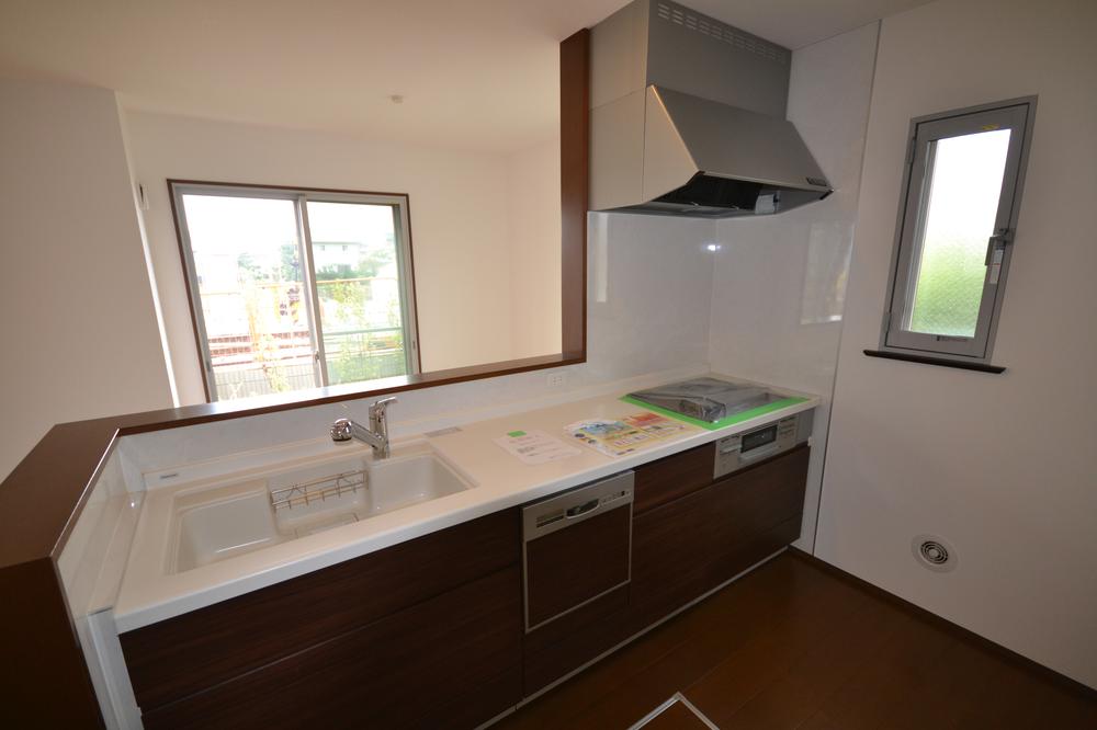 Same specifications photo (kitchen). Seller same specifications construction cases