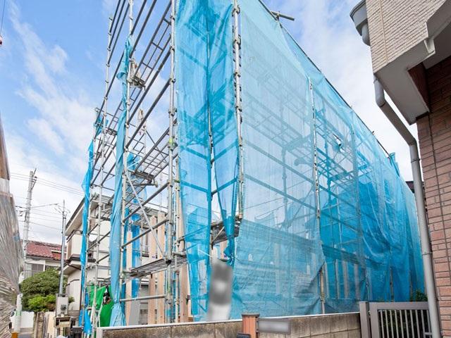 Local appearance photo. Local (10 May 2013) Shooting