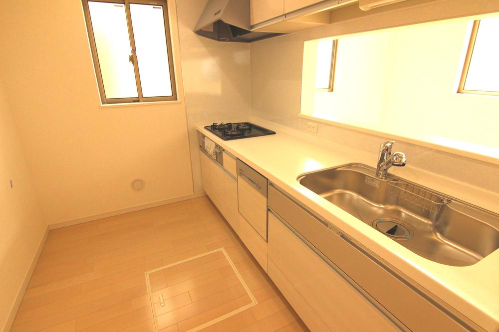 Kitchen. 1 Building Kittsuchin