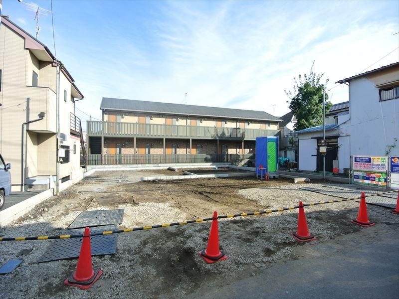 Local appearance photo. Local (10 May 2013) Shooting