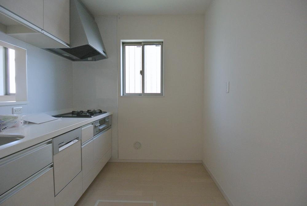 Same specifications photo (kitchen). Seller same specifications