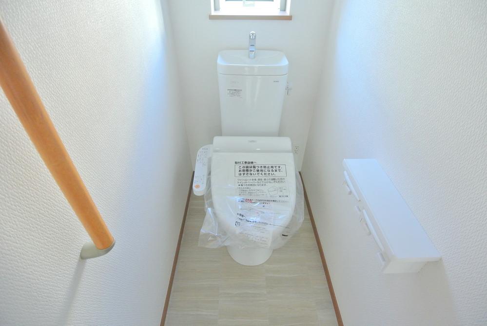 Same specifications photo (bathroom). Seller construction cases