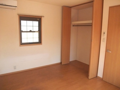 Living and room. Corner room two-sided lighting