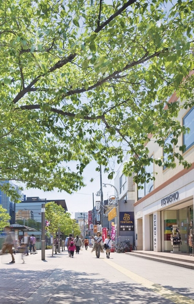 Sengawa Ekimae bright Rotary invites to the mall