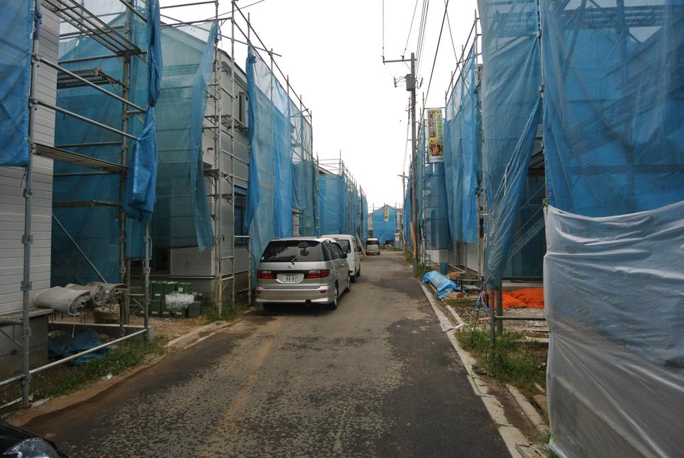 Local appearance photo. Local (10 May 2013) Shooting