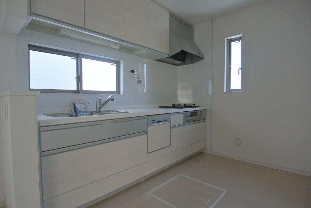 Same specifications photo (kitchen). Seller same specifications