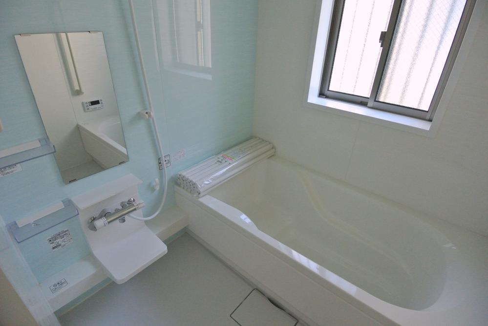 Same specifications photo (bathroom). Seller same specifications
