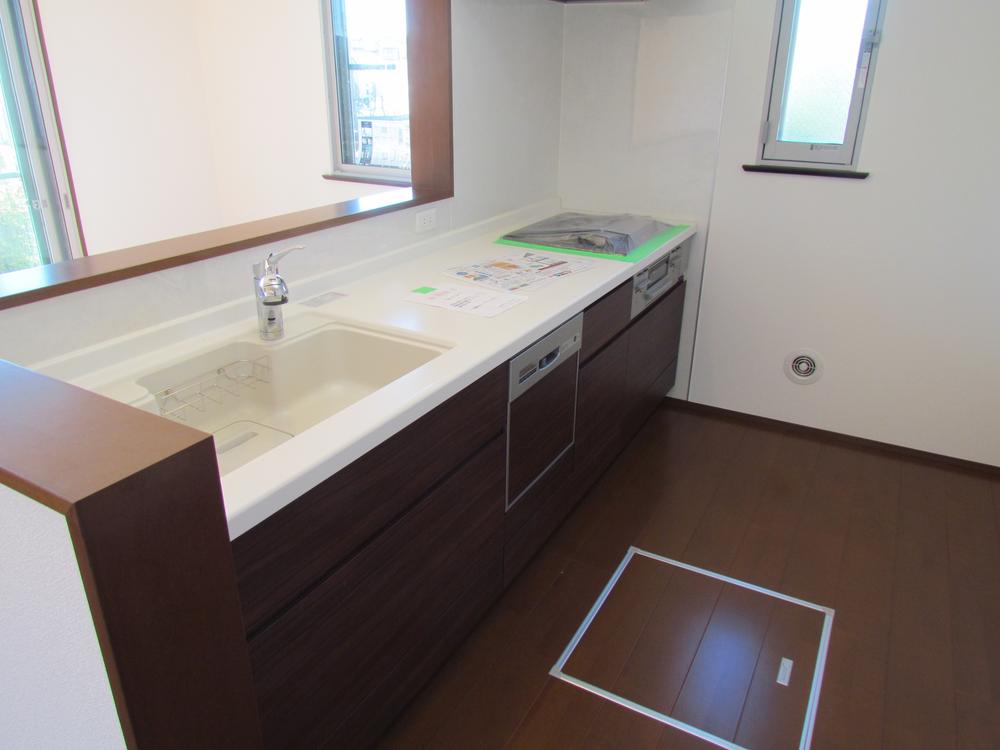 Same specifications photo (kitchen). Same specifications