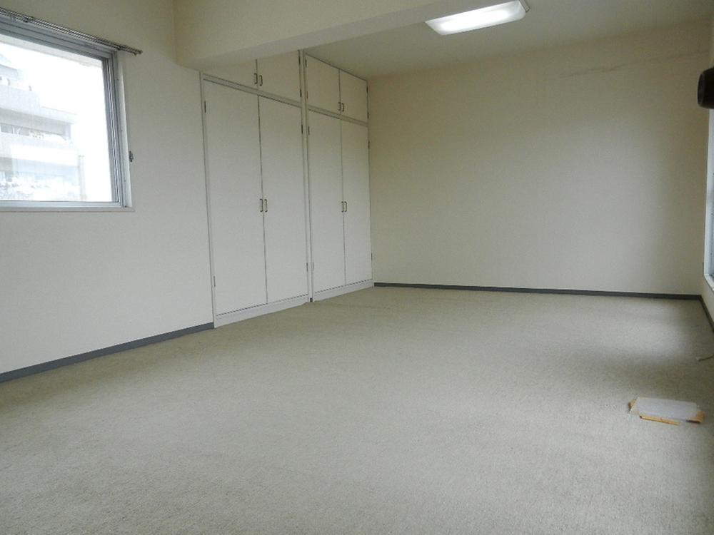 Other introspection. 4th floor Western-style room in the (June 2013) Shooting