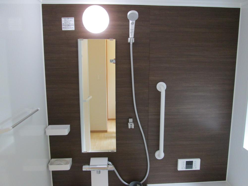 Bathroom. Indoor (September 2013) Shooting