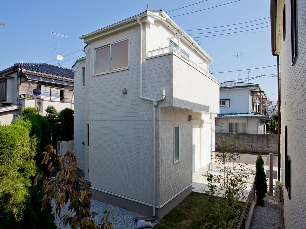Kitchen. Indoor (10 May 2013) Shooting