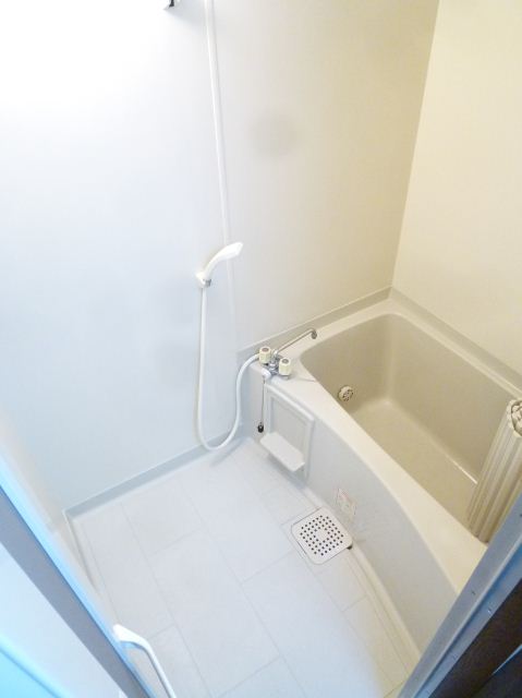 Bath. White bathroom.