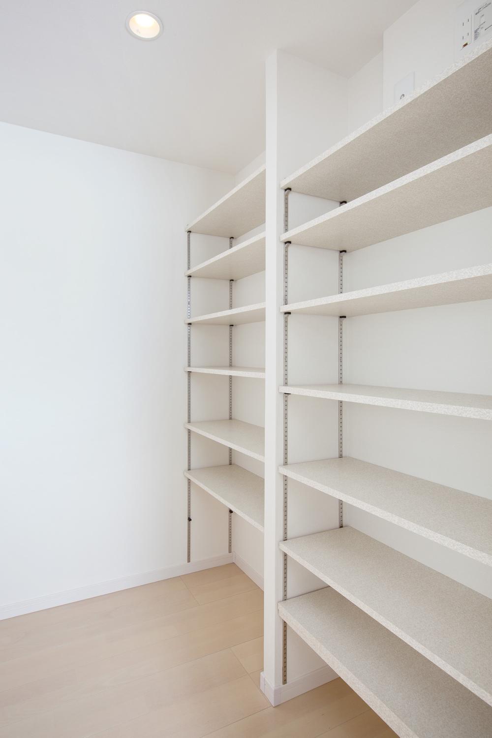 Receipt. 36-56 Building Stock Room