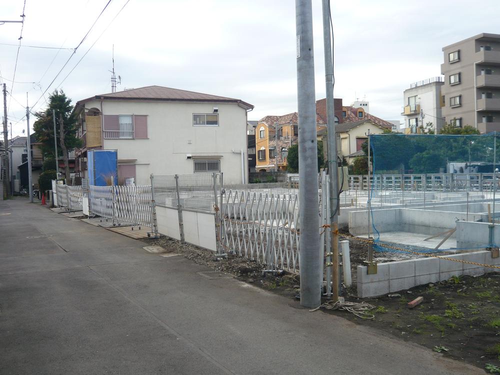 Local photos, including front road. Local (10 May 2013) Shooting