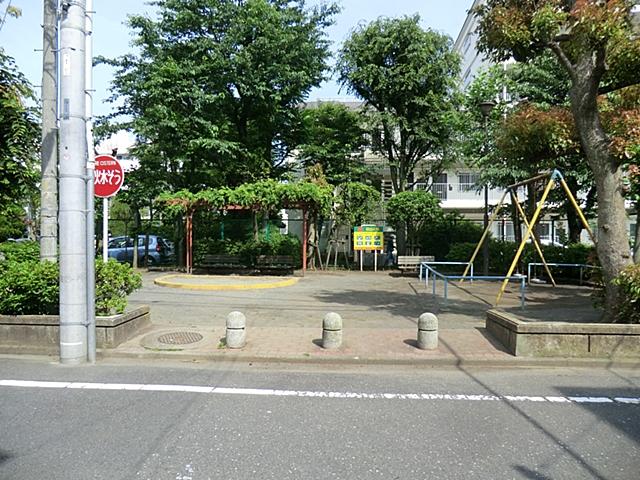 park. 500m to the upper-month supply the first children's amusement