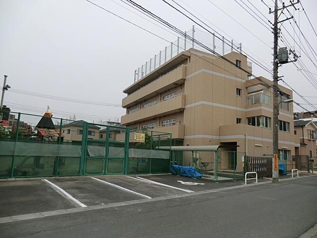 kindergarten ・ Nursery. Chofu seven colors to nursery school 490m