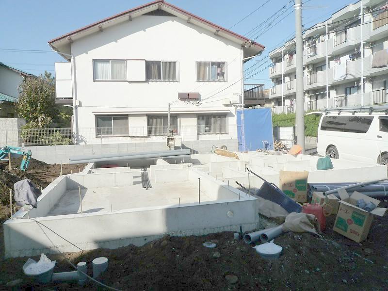 Local appearance photo. Local under construction