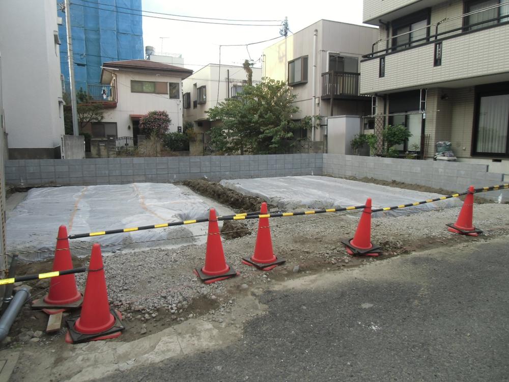 Local appearance photo. Open-minded local, Convenience is a good location!