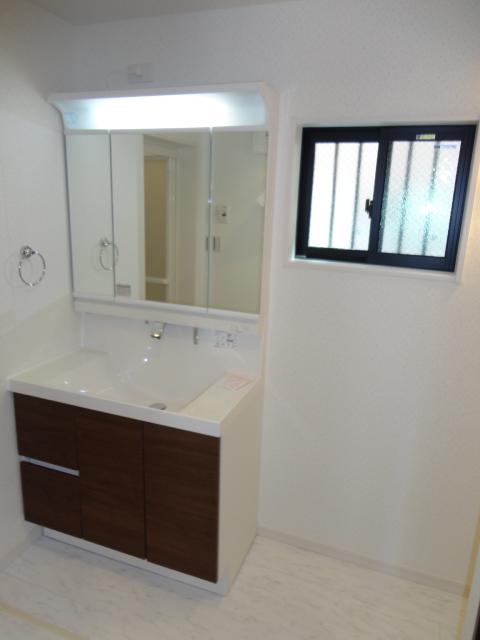 Same specifications photos (Other introspection). Example of construction!