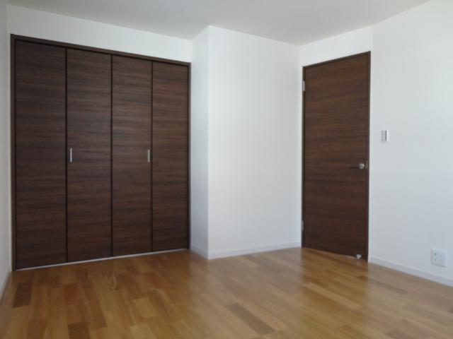 Same specifications photos (Other introspection). Example of construction!