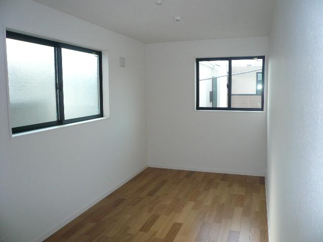 Same specifications photos (Other introspection). Example of construction!