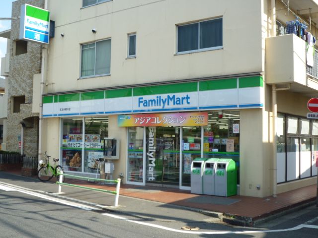 Convenience store. Family Mart (convenience store) to 350m