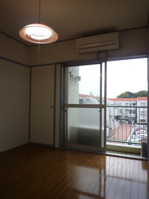 Other room space. Western-style 4.5.