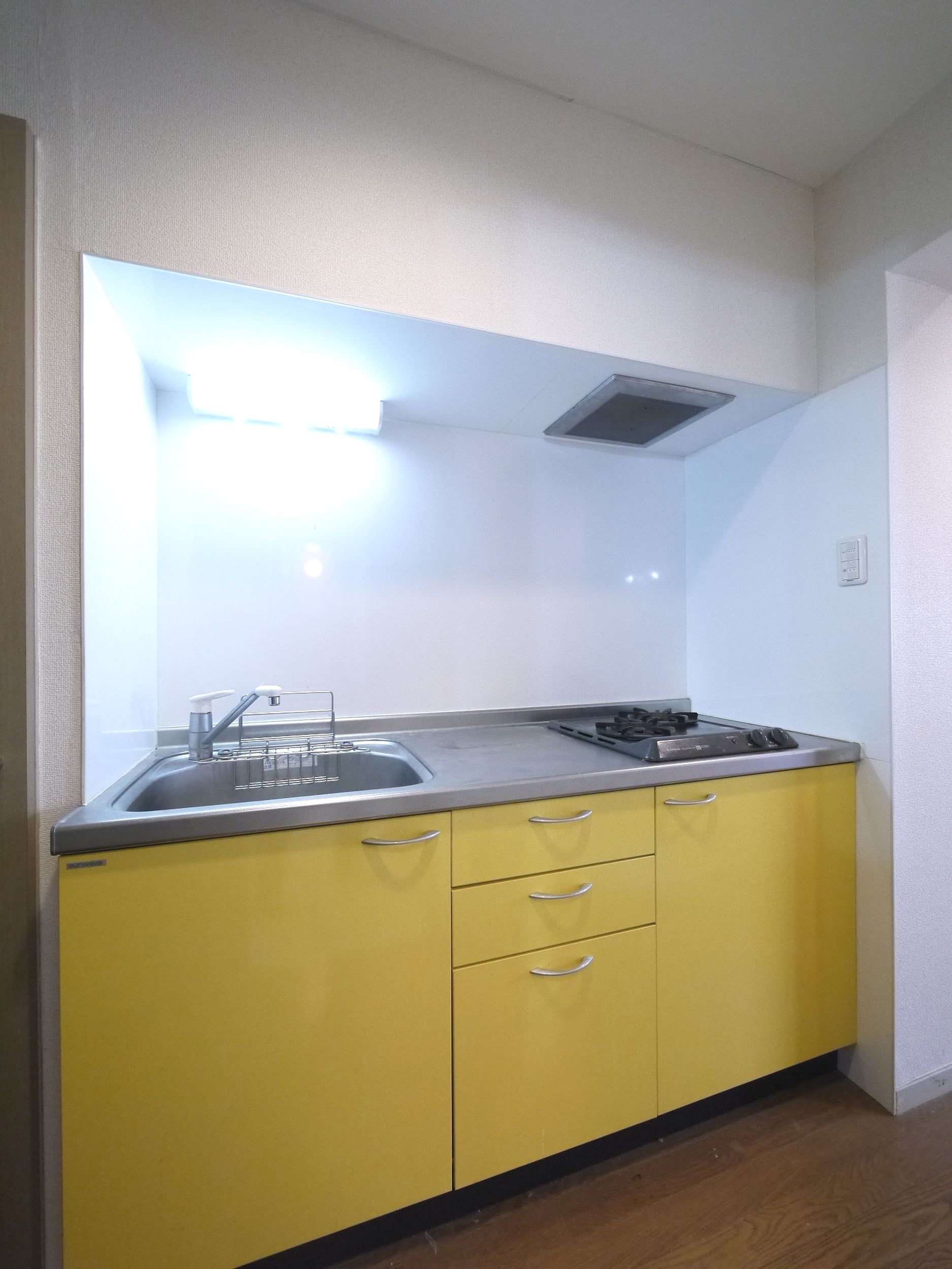 Kitchen. ☆ System kitchen (with 2 lot gas stoves)