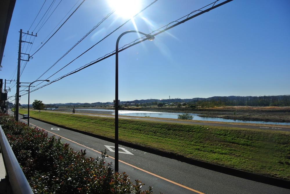 View photos from the dwelling unit. Selling local