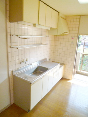 Kitchen. Two-burner gas stove installation Allowed Kitchen