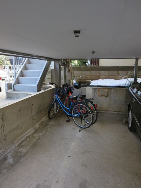 Other. Bicycle-parking space.