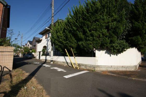 Local appearance photo. Fully equipped, such as dishwasher and bathroom dryer!