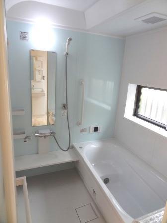 Bathroom. 1 Building Bathroom (August 5 shooting 2013)