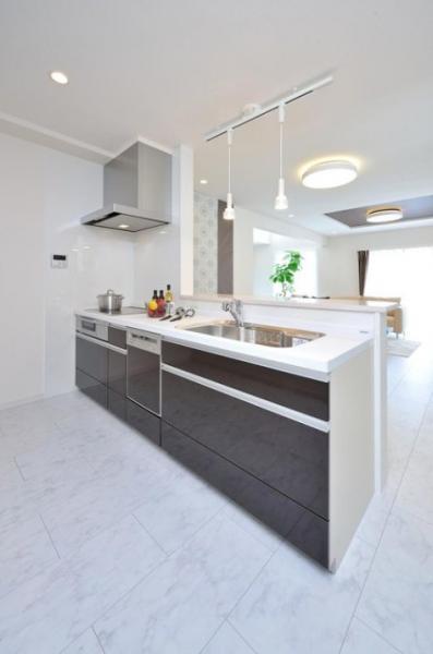 Building plan example (introspection photo). Kitchen construction cases