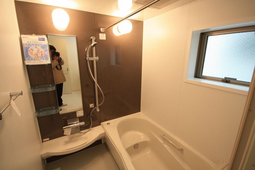 Same specifications photo (bathroom). Seller same specifications