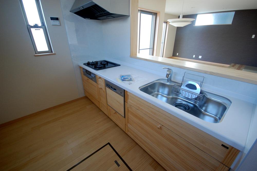 Same specifications photo (kitchen). Seller same specifications