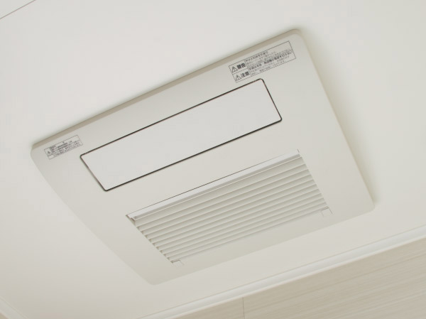 Bathing-wash room.  [Mist sauna function with bathroom heating dryer] Active in your laundry and winter heating on a rainy day. Gently to the body at a low temperature, With mist sauna that can refresh the mind and body.